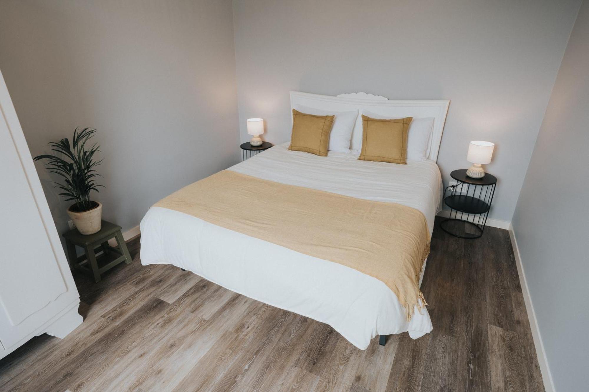 Pico Apartment'S กามารา ดิ โลบุช ภายนอก รูปภาพ